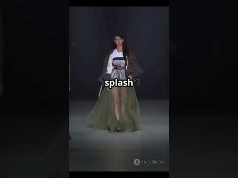 Rihanna’s Fashion Show Comeback: Savage X Fenty’s New era #shorts #rihanna #youtube #fashion