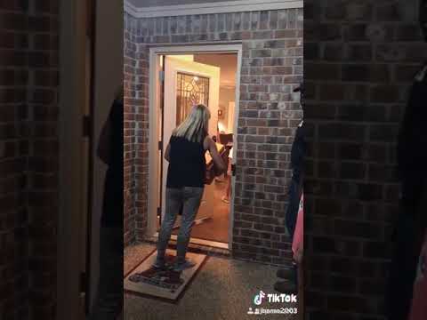 Friends Surprise Reunion After Years Apart