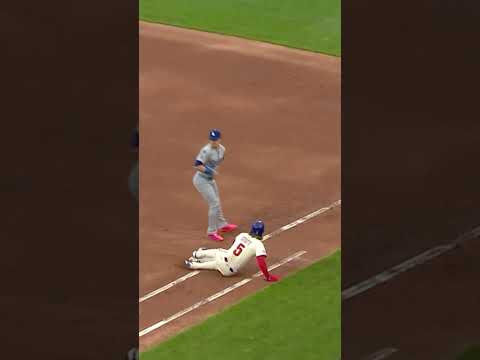 Teoscar Hernández&#039;s DART saves a run! 🎯